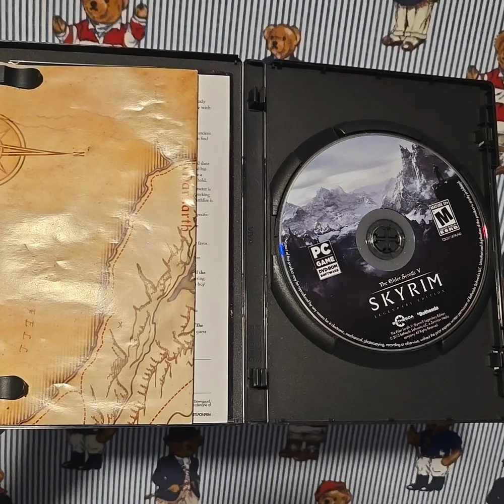 Elder Scrolls V: Skyrim: Legendary Edition Pc Game Map Included